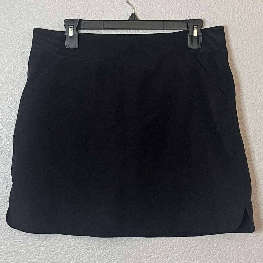32 Degrees Women's Active Pull-On Black Skort Skirt Size Medium W/ Pockets